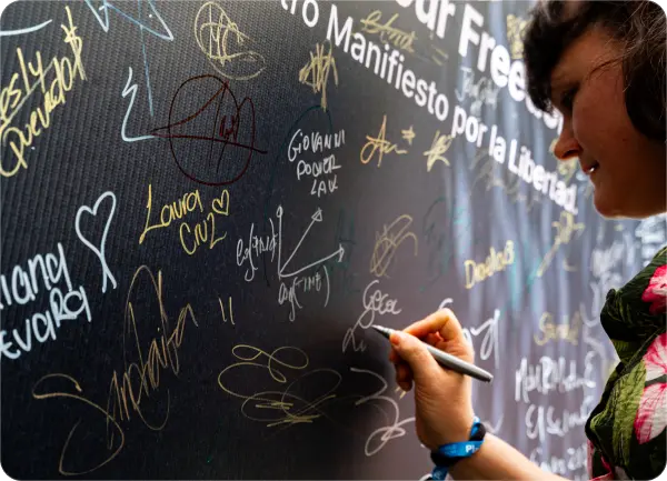 Manifesto Signature
